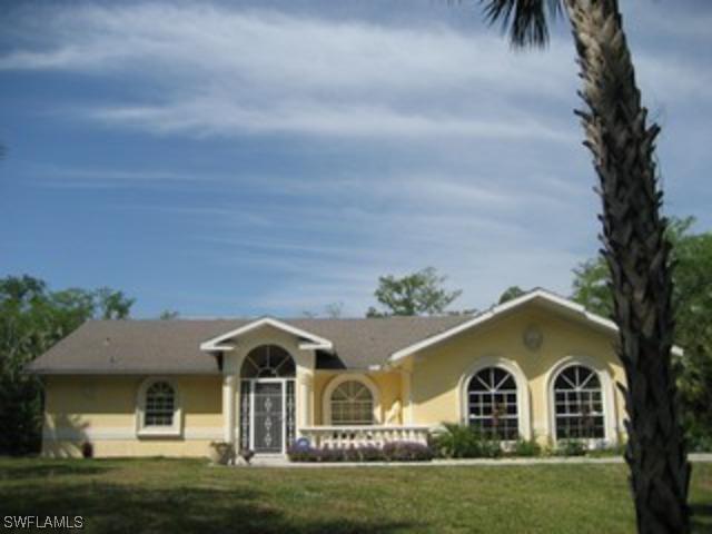 261 6th St., Naples, FL 34117