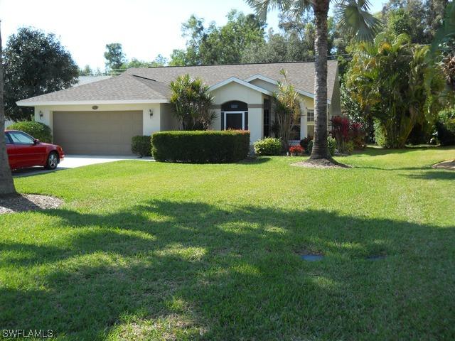 776 Belville Blvd., Naples, FL