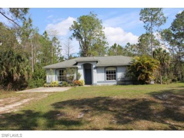 2230 Della Dr., Naples, FL