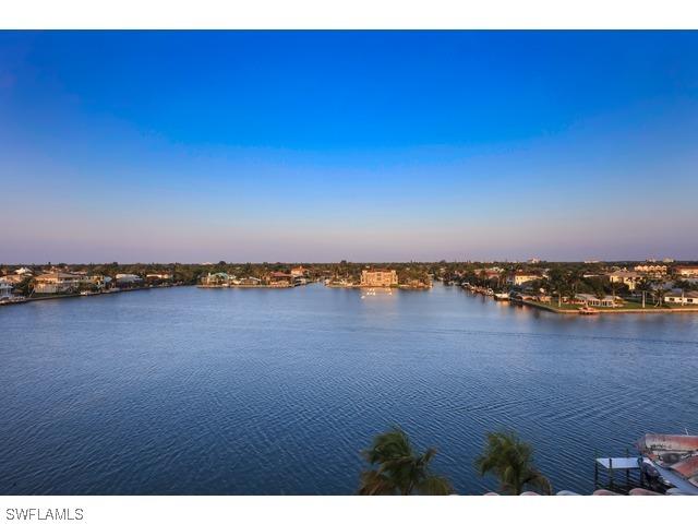 9566 Gulfshore Dr. #303, Naples, FL