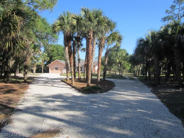 2461 4th Ave., Naples, FL