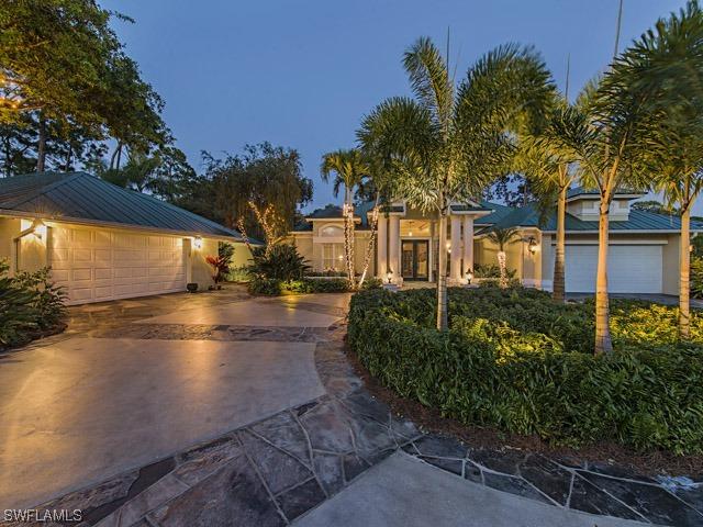 380 West St., Naples, FL 34108