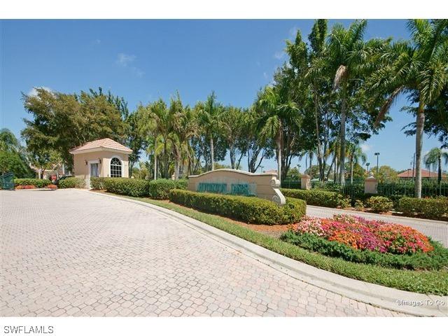 6655 Huntington Lake Cir. #101, Naples, FL 34119