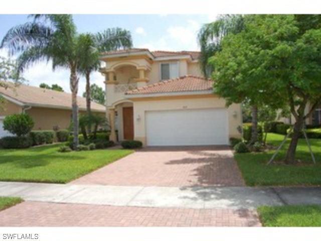 2112 Par Dr., Naples, FL 34120