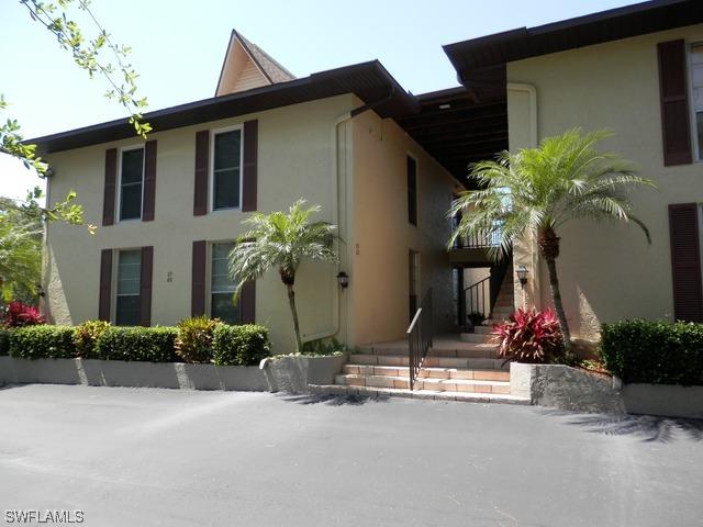 68 Georgetown Blvd., Naples, FL