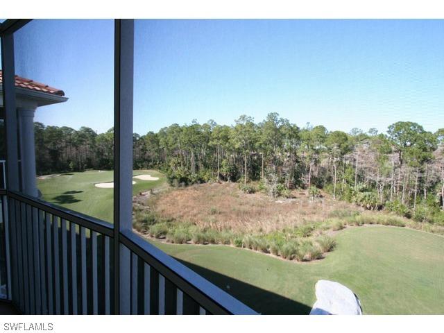 4863 Hampshire Ct. #305, Naples, FL 34112