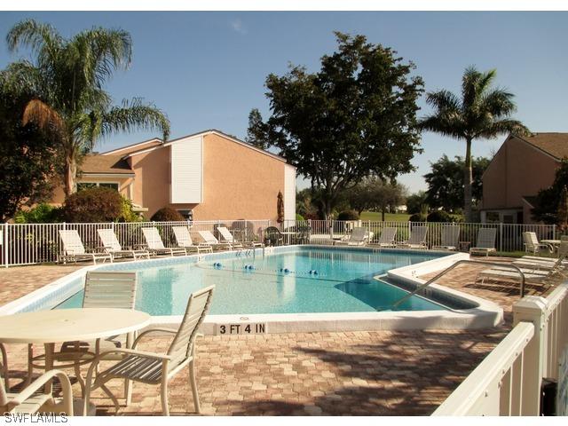 482 Bristlecone Ln., Naples, FL 34113