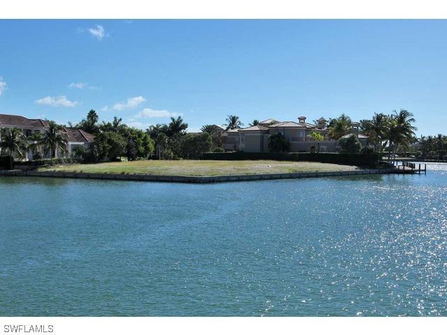 1539 Heights Ct., Marco Island, FL 34145
