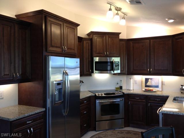 316 Woodshire Ln., Naples, FL