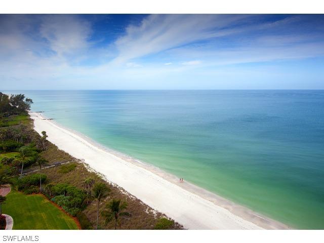 10 Seagate Dr. #10 NORTH, Naples, FL