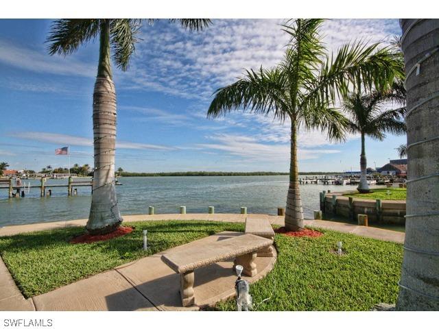 850 Palm St. #15, Marco Island, FL