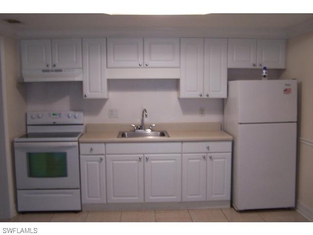 5326 Treetops Dr., Naples, FL