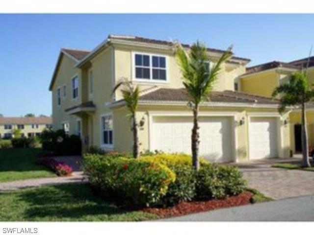 1320 Mariposa Cir. #201, Naples, FL 34105