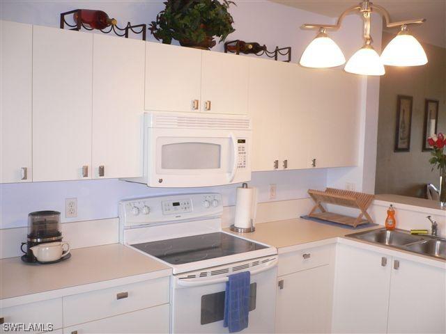 7831 Regal Heron Cir., Naples, FL