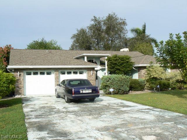 2207 Havana Ave., Fort Myers, FL 33905