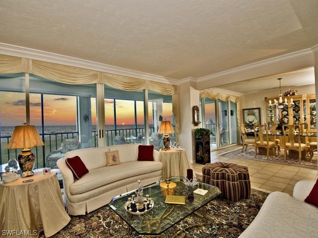 7515 Pelican Bay Blvd. #19C, Naples, FL 34108