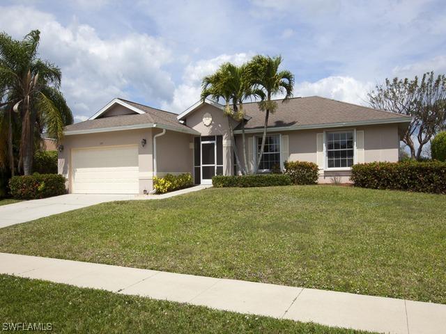 185 Bermuda Rd., Marco Island, FL 34145