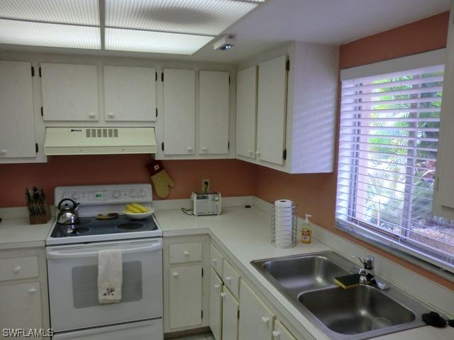 5667 Rattlesnake Hammock Rd. #B 107, Naples, FL