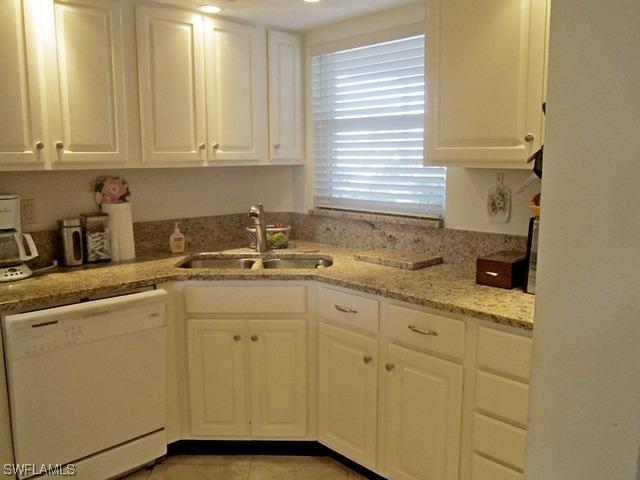 1 Highpoint Cir. #104, Naples, FL 34103