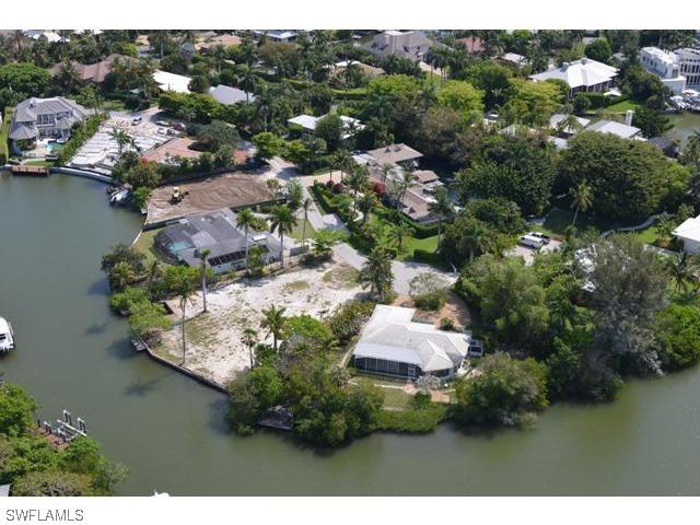 2232 Southwinds Dr., Naples, FL