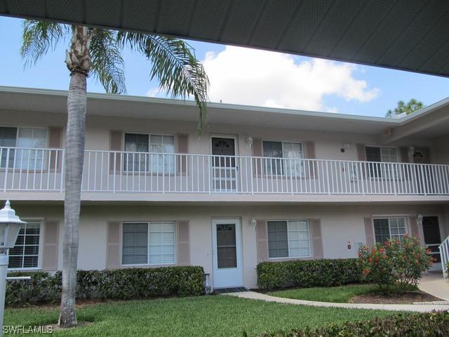 121 Gabriel Cir. #3, Naples, FL 34104