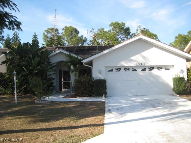 125 Saint James Way, Naples, FL 34104