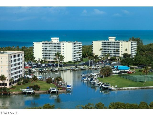 300 Dunes Blvd. #PH-05, Naples, FL 34110