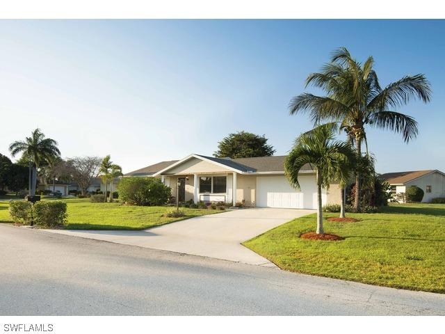 112 Blue Ridge Dr., Naples, FL 34112