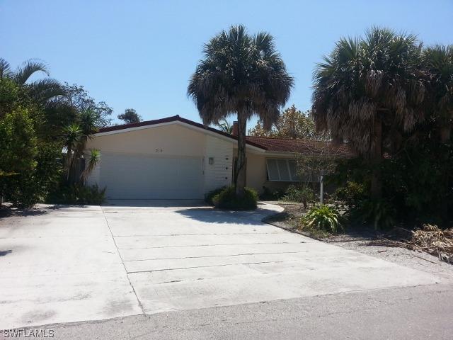 310 Madison Ct., Fort Myers Beach, FL 33931