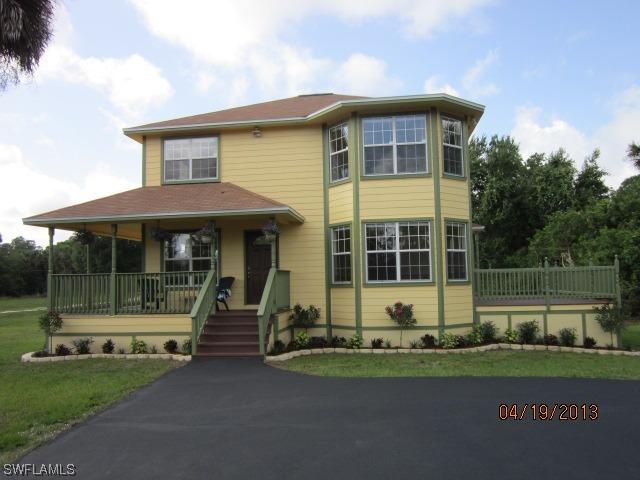 2624 20th Ave., Naples, FL 34117