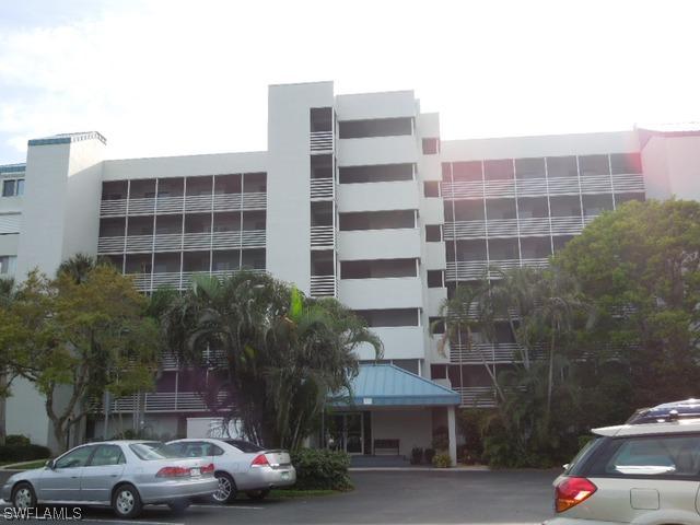 15161 Cedarwood Ln. #1-604, Naples, FL