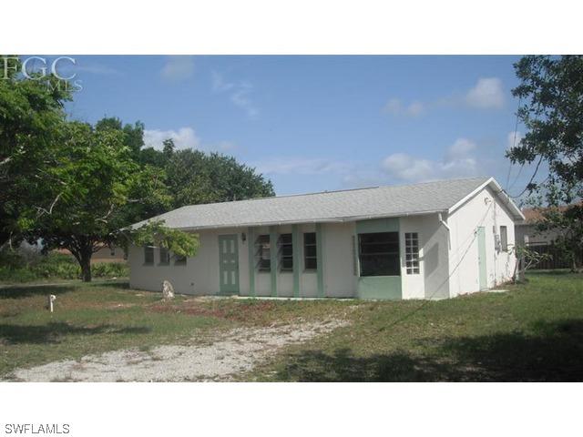 5218 7th St., Lehigh Acres, FL 33971