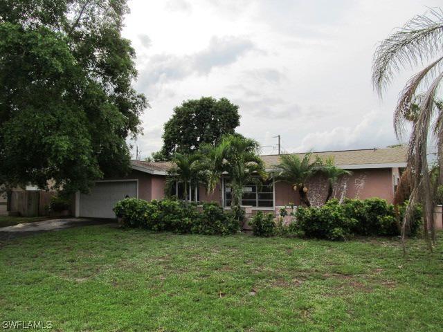 4349 18th Pl., Naples, FL