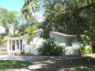 3059 Estey Ave., Naples, FL 34104