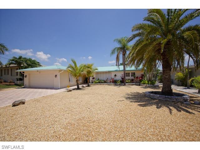 15 Palmview Blvd., Fort Myers Beach, FL