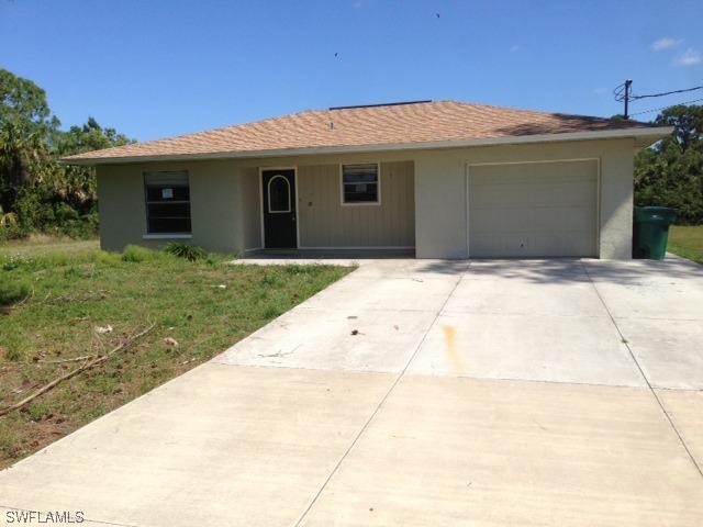 1411 16th Ave., Naples, FL 34117