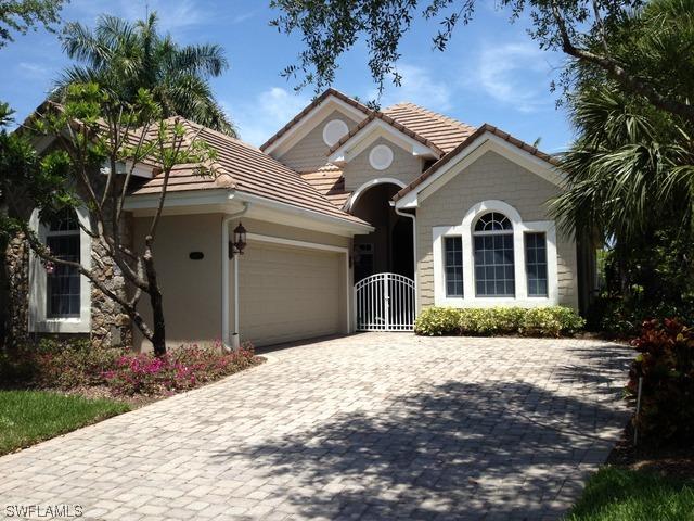8425 Mallards Way, Naples, FL 34114