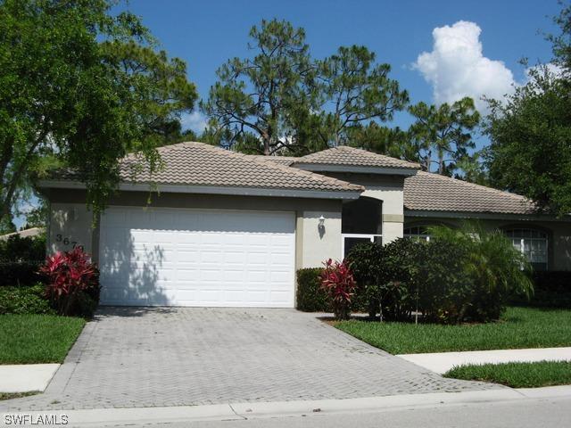 3679 Recreation Ln., Naples, FL 34116