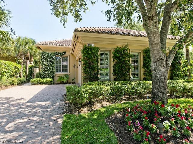 15659 Villoresi Way, Naples, FL 34110