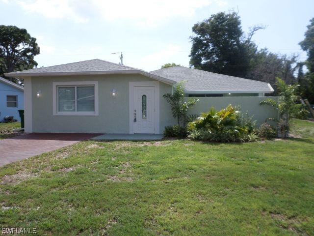 5103 Cortina Ct., Naples, FL 34103