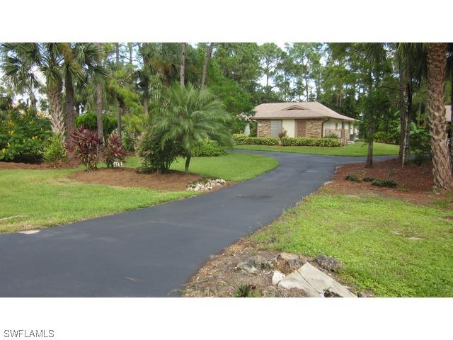 3895 23rd Ave., Naples, FL 34117