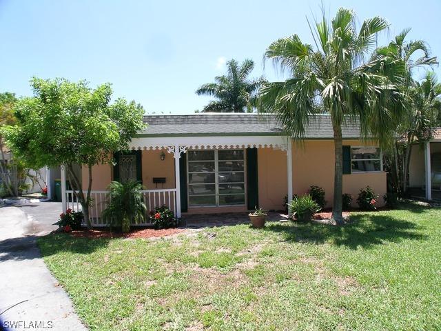 20 Kings Rd., Naples, FL