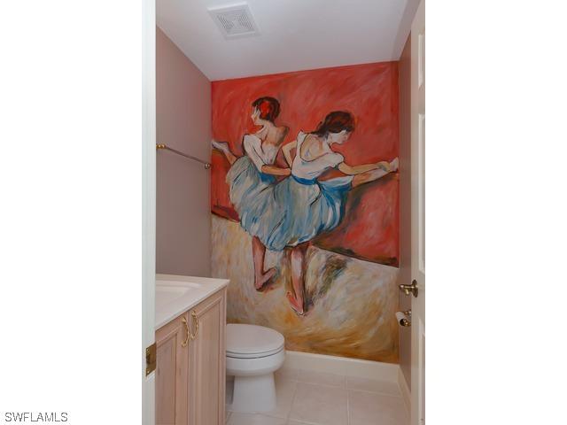 996 8th Ave., Naples, FL 34102