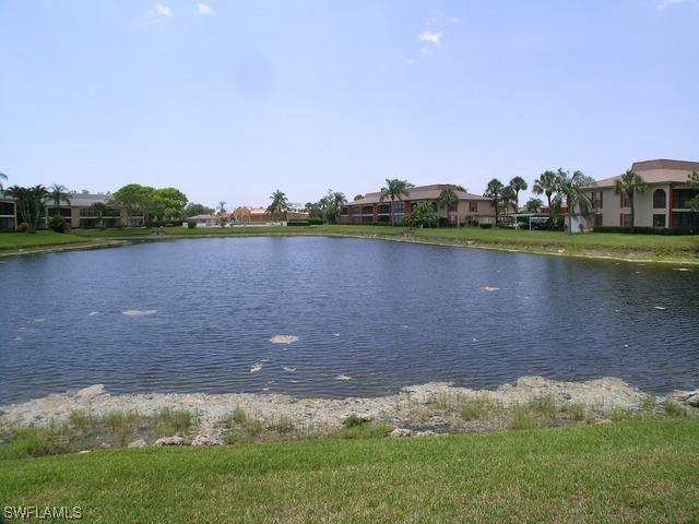 4640 Chantelle Dr., Naples, FL