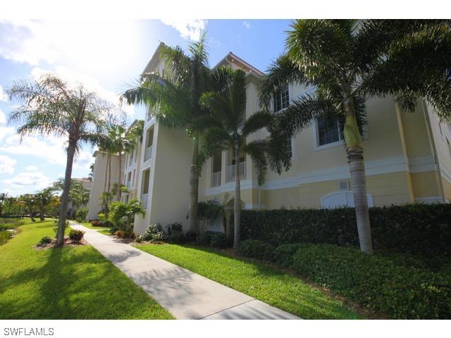 20061 Sanibel View Cir. #204, Fort Myers, FL 33908