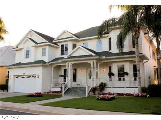 1765 Gordon River Ln., Naples, FL 34104