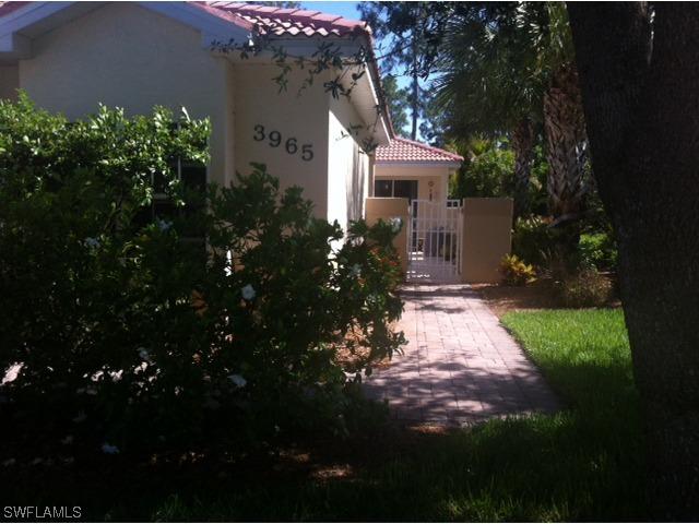 3965 Recreation Ln., Naples, FL 34116