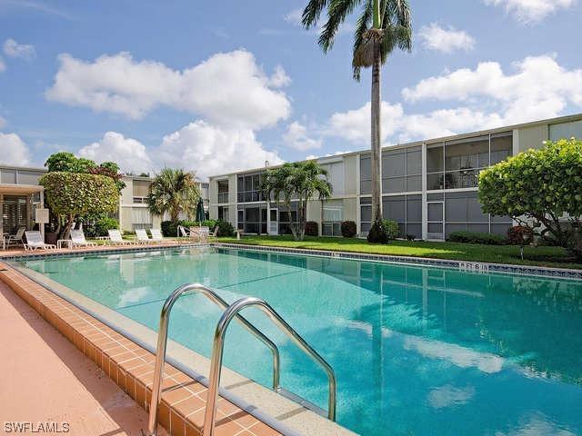 2064 Alamanda Dr. #2, Naples, FL 34102