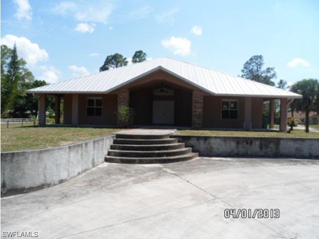 670 10th Ave., Naples, FL 34117