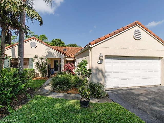 720 Reef Point Cir., Naples, FL 34108